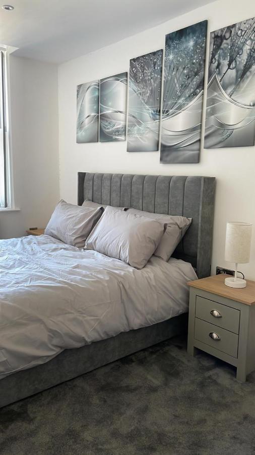 Church Inn En-Suite Rooms With Wi-Fi Moorside Bagian luar foto
